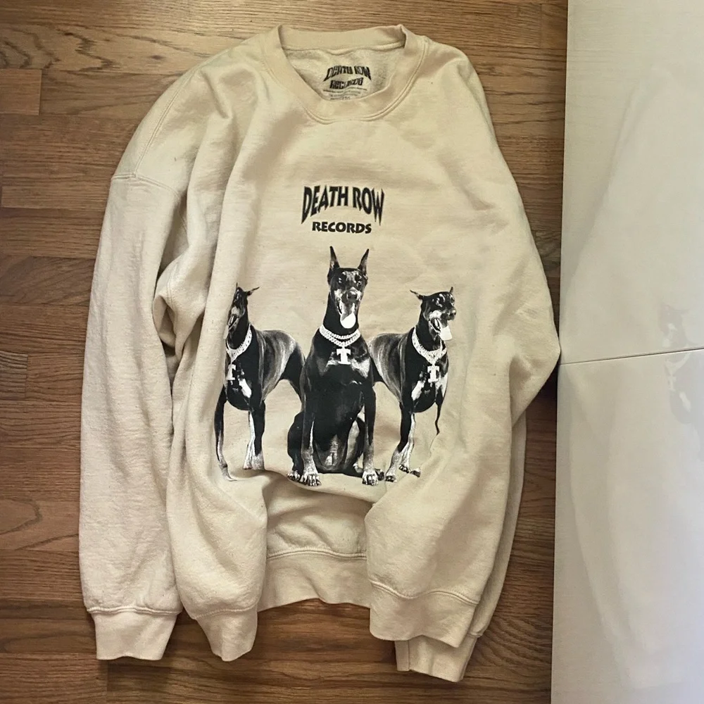 Crewneck - Picture 1 of 3